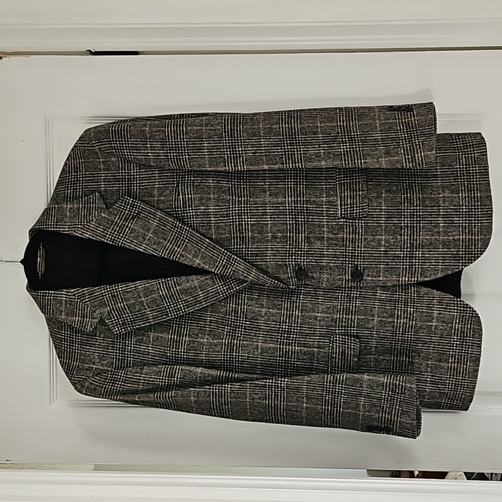 PRE-OWNED VINTAGE BALLY JACKET. SIZE 38S